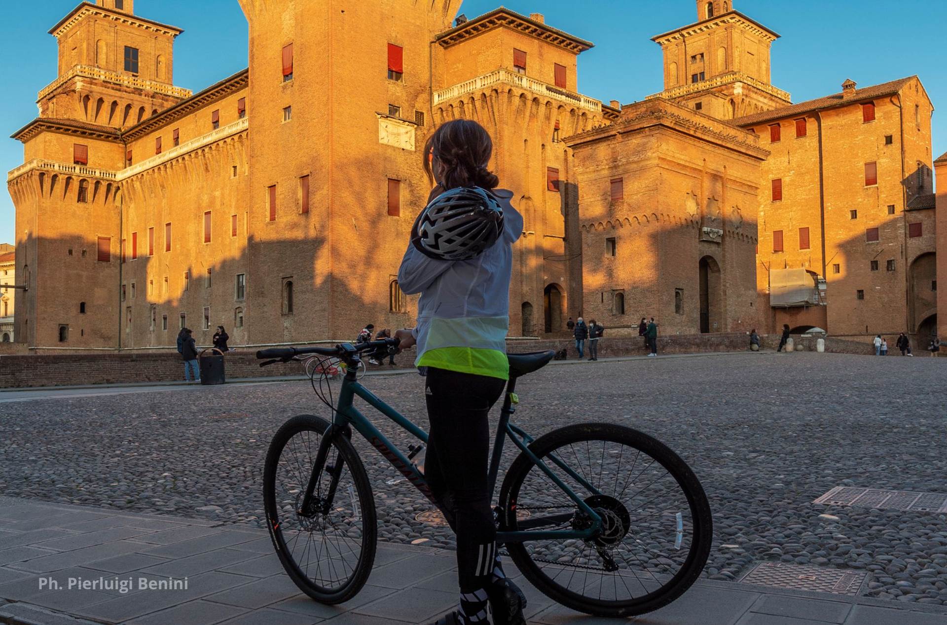 bike tour ferrara e le sue mura 05